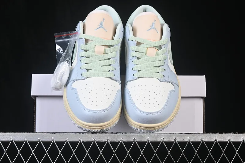 All categories Air Jordan Jordan series basketball shoes Air Jordan 1 Low Air Jordan 1 Low AJ1 Joe 1 light blue color matching low-top cultural casual sneakers DC0774-108